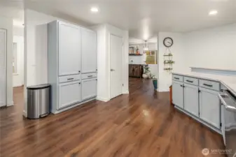 Plenty of pantry (walk-in) and cabinet space