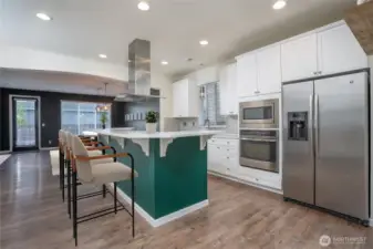 “Photo includes virtual staging”