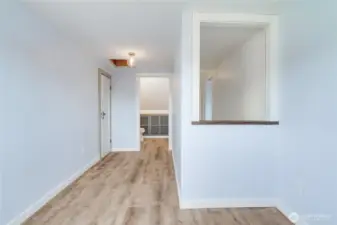 2nd flr additional bonus room/sleep space