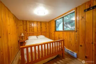 Guesthouse Bedroom.