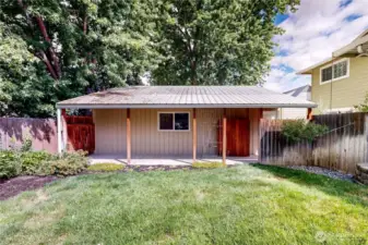 Covered Patio off 20x30 Garage/Shop