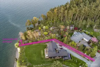 Beach access is located between 270 & 280 Kineth Pt. Pl
