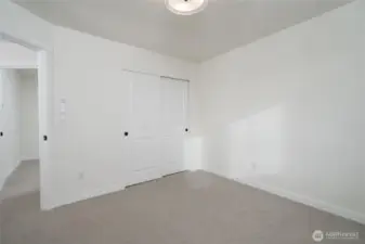 Pics are of a different 2389 Kyler plan home. Features and colors may differ.