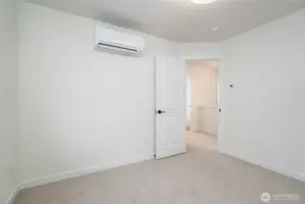 Pics are of a different 2389 Kyler plan home. Features and colors may differ.