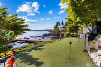Putting green - a entertainers dream!