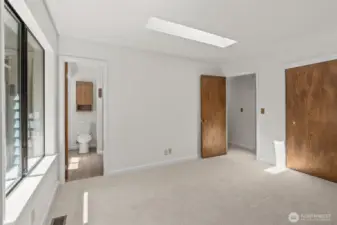 Spacious master