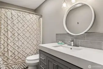 2nd full bath up