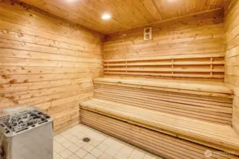 Jetted Soaking Tub & Dry Sauna (Nordic Therapy)