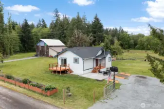 This refreshed adorable farm house has so much to offer!