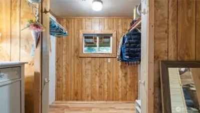 Primary Bedroom - walk-in closet