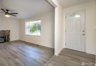 Spacious living room right off main entrance