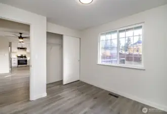 2nd bedroom