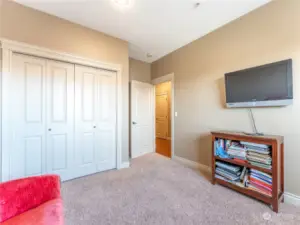 3rd bedroom or office