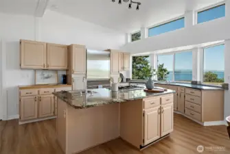 Huge kitchen with vaulted ceilings & fabulous water views!