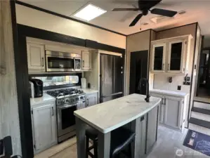 Spacious Kitchen