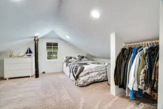 Some built-in storage space is provided. All windows have been upgraded.
