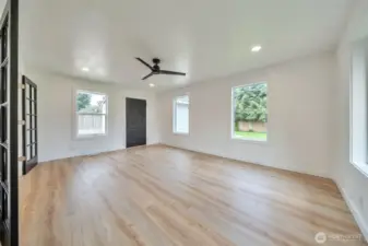 Sunroom Bonus/Flex Room