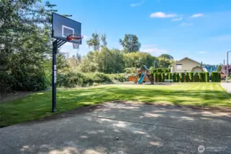 The community park includes a basketball court.