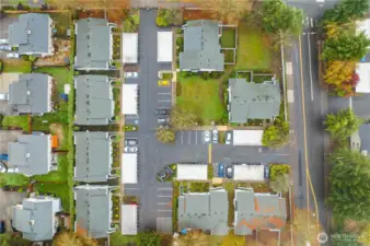 A well managed community, Auburn Place allows a pet with some restrictions.