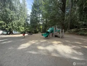 Close walking distance to lake, park, boat launches, basketball court and horseshoe pit!