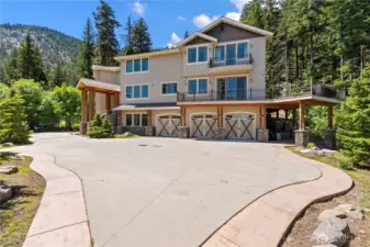 Built by local architect for their primary residence