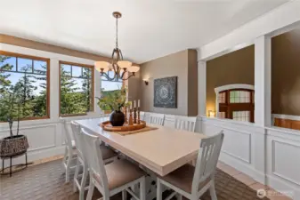 Dining room off kitchen