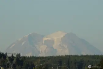 Zoomed In view of Mt. Rainier
