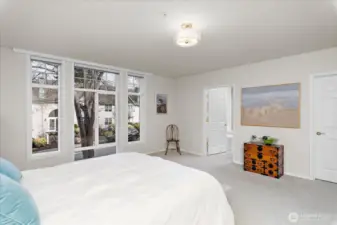 En suite primary bedroom.