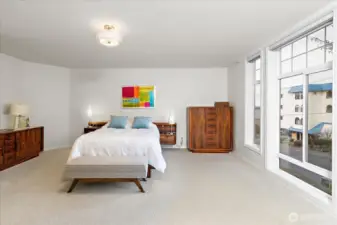 En suite primary bedroom.