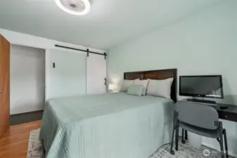 Spacious room!