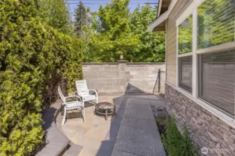 Front patio - Entrance to apartment is around the corner