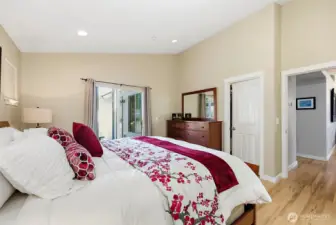 Large WIC and quick access to kitchen and living area