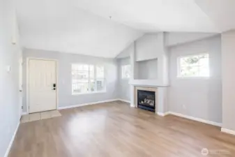 TONS of natural light