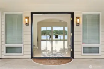Step into some of the Puget Sounds most stunning views!