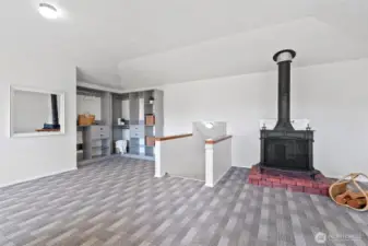 large bonus room/bedroom