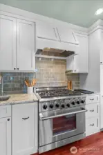 Gas Range