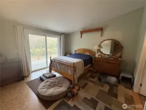 primary bedroom