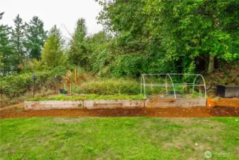Large garden area for those green thumbs!!