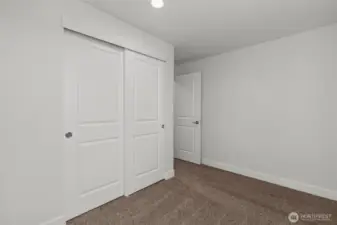 3rd bedroom upper level