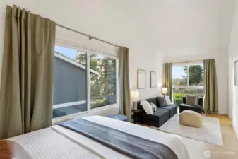 2nd bedroom on upper level with new windows and new engineered hardwood. Connected to upper bathroom and with views of downtown and beautiful mountains and sunsets, this is a great room as a bedroom, nursery or office.