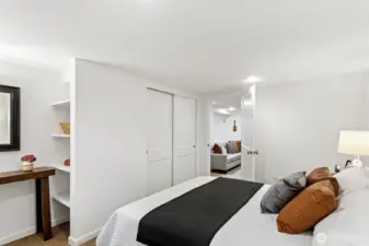 The flex room in the lower level(or sometimes called the 4th non-conforming bedroom!), also great for an office or gym.