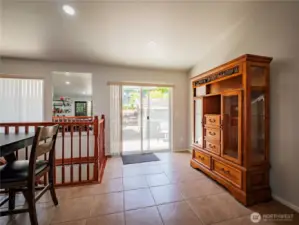 SET THIS ROOM UP ANYWAY YOU LIKE...TONS OF SPACE
