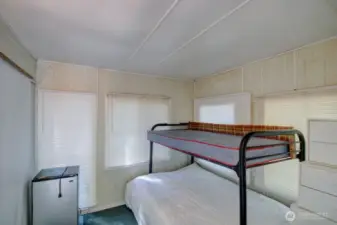 Multiuse/storage space at its finest!
