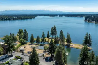 Park with lake access