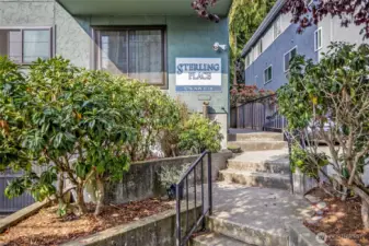 Welcome to Sterling Place Condomimium!