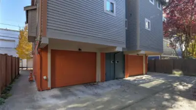 Attached 1 car garage