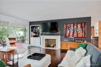 Wood burning fireplace has never been used