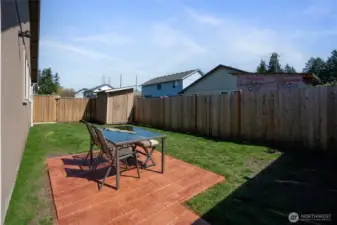 Back yard is completely fenced  keep your