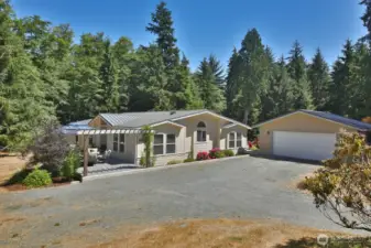 Front of house & garage