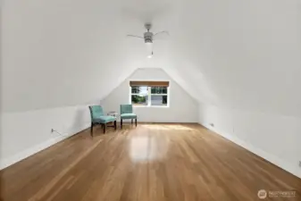 Bonus Room Over the Garage. Great for Entertainment Space, Art Studio or Work Out Area.